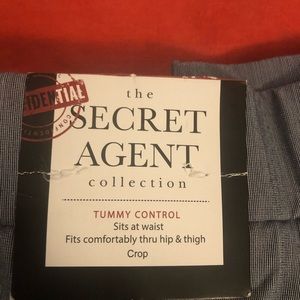 NWT 24W Roz and Ali cropped dress pants